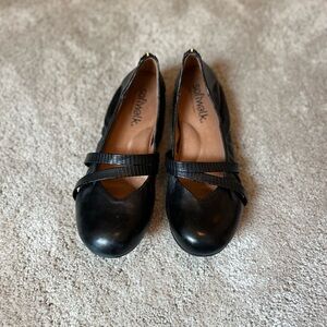 SOFTWALK Sierra Ballet Flat